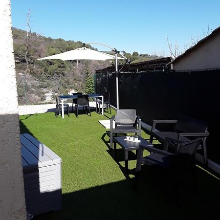 F1 Avec Un Espace Jardin Appartement Gattières Buitenkant foto